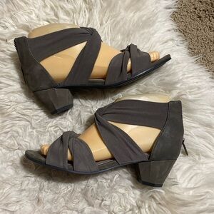 Eileen Fisher Women's Earth‎ Joy Knotted Grey Mesh Zip Sandals Size 6.5M